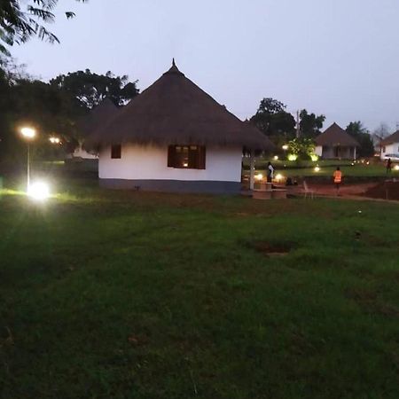 Village Noah Yaounde Ngoại thất bức ảnh